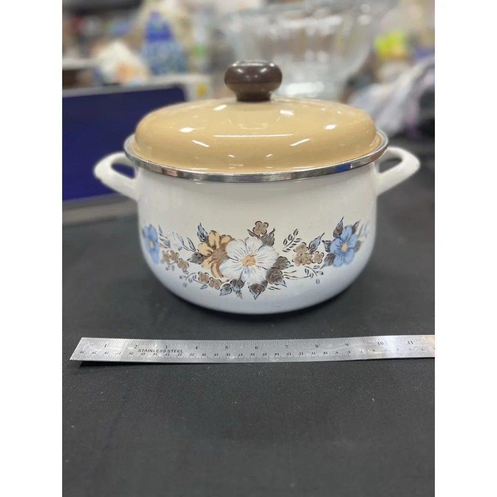 Vintage Crowning Cookware 10in‎ Pot With Lid